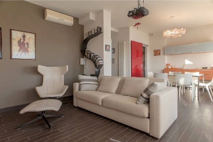 Foto Attico a Pisa Tirrenia di 65 m² con 3 locali in affitto