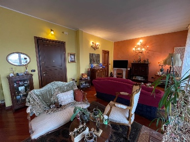 Foto Attico in VIA LUIGI MARCHINO 15, Casale Monferrato Centro di 155 m²