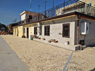 Foto Attico in VIA MICHELE LA SPINA, Acireale di 110 m² con 4 locali