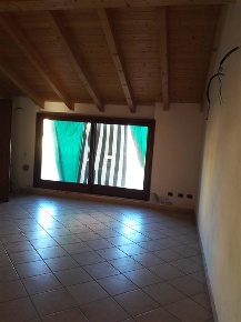 Foto Mansarde in Piazza Matteotti  14, San Benedetto Po Centro di 80 m²