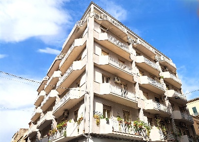 Foto Attico in Via Camillo Finocchiaro Aprile 101, Catania di 195 m²