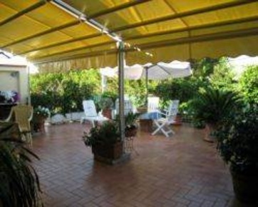 Foto Attici a Camaiore Camaiore Paese di 110 m² con 6 locali in vendita