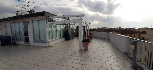 Foto Attico a Livorno Via Grande - Piazza della Repubblica di 200 m²