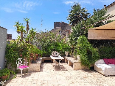 Foto Attico a Catania Borgo di 290 m² con 9 locali in vendita