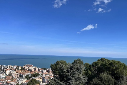 Foto Attico a Ancona Adriatico di 150 m² con 3 locali in vendita