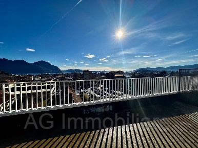Foto Attico in Via Maurizio Muller 20, Verbania Intra di 157 m² in vendita