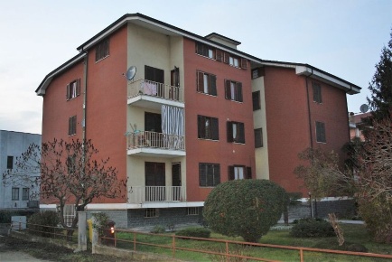 Foto Attico in via abletti 2, Castagnole delle Lanze di 41 m² con 2 locali