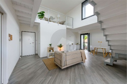 Foto Attico a Reggio nell'Emilia di 130 m² con 4 locali in vendita
