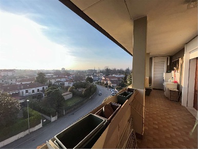Foto Attico in Via Meduna, Pordenone Borgomeduna di 252 m² con 6 locali