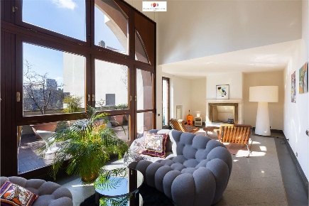 Foto Attico in via Ramazzotti 24, Monza Parco di 370 m² con 8 locali