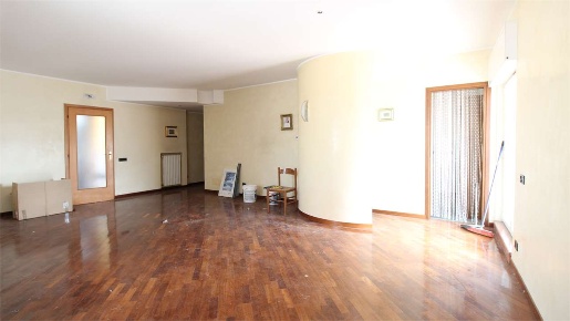 Foto Attico in via salvemini, Capurso di 120 m² con 3 locali in vendita