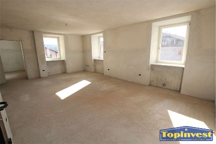 Foto Attico a Novella di 123 m² con 3 locali in vendita