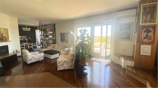 Foto Attico a Belgioioso di 179 m² con 5 locali in vendita