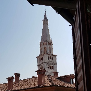 Foto Attico a Modena di 189 m² con 6 locali in vendita