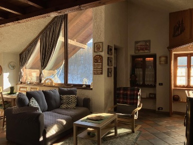 Foto Attico in Strada del Beras, Cesana Torinese Bousson di 81 m²