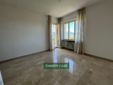 Foto Attico a Mondovì Piazza di 95 m² con 4 locali in vendita