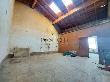Foto Mansarde a Asciano di 60 m² con 3 locali in vendita