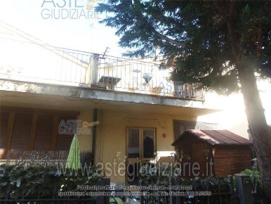 Foto Mansarde in Via san paolo 184, Prato San Paolo di 119 m² con 6 locali