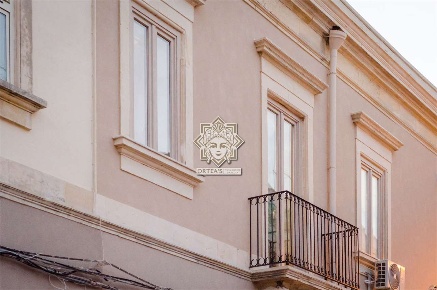 Foto Appartamento in via cimone 4, Siracusa Borgata - Santa Lucia di 175 m²