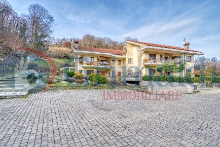 Foto Attico in Strada Val San Martino 58/94, Torino Superga di 268 m²