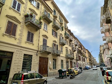 Foto Attico in Via BAVA 36, Torino Vanchiglia di 55 m² con 2 locali