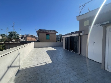 Foto Attico in Via della Doganella 17, Fonte Nuova Tor Lupara di 61 m²