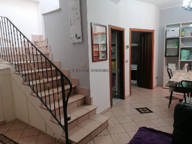 Foto Attico in VIA IANNELLA, Ascoli Piceno di 74 m² con 5 locali in vendita