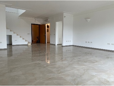 Foto Attico a Reggio nell'Emilia Carrozzone di 238 m² con 7 locali