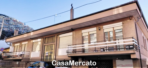 Foto Attico a Rocca di Papa di 90 m² con 3 locali in vendita