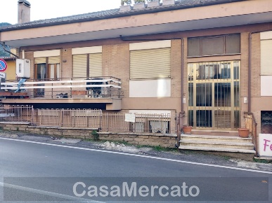 Foto Attico a Rocca di Papa di 90 m² con 3 locali in vendita