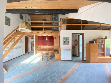 Foto Attico in SP49 41, Urbe Monta di 95 m² con 5 locali in vendita