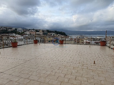 Foto Attico a Soverato Soverato Marina di 150 m² con 4 locali in affitto