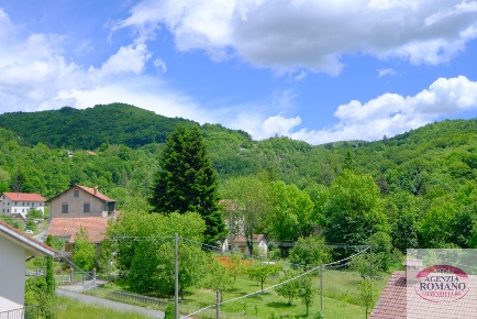 Foto Mansarde in Via Dano 22, Urbe Vara Inferiore di 90 m² con 3 locali