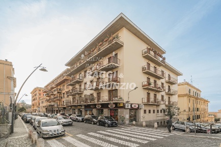 Foto Attico in Via Felice Ferri 18, Frascati di 100 m² con 6 locali