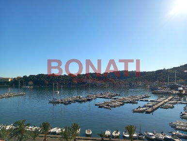Foto Attico a Portovenere Centro di 106 m² con 5 locali in vendita