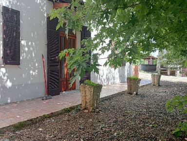 Foto Appartamento a Alessandria di 150 m² con 7 locali in vendita