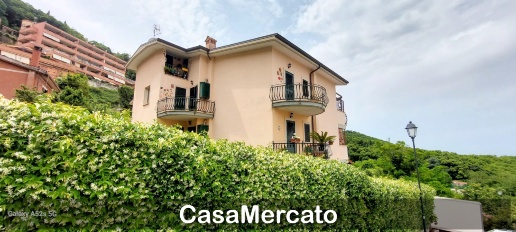 Foto Attico in Via San Carlo Borromeo, Rocca di Papa Centro di 90 m²