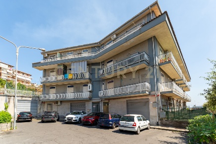Foto Attico in Viale della Regione 36, Motta Sant'Anastasia di 140 m²