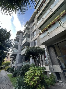 Foto Attico a Cernobbio di 240 m² con 8 locali in vendita
