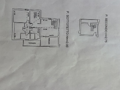 Foto Attico in via aldo moro, Osimo Centro di 140 m² con 6 locali
