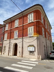 Foto Attico in VIA CHIARAMONTI, Cesena Centro Storico di 300 m² in vendita