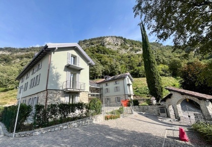 Foto Mansarde in Via Castello 27, Canzo di 140 m² con 3 locali in vendita