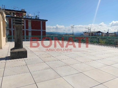 Foto Attico a La Spezia Ospedale di 180 m² con 8 locali in affitto