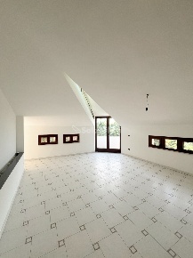 Foto Attico in Via Rifreddo, Potenza di 170 m² con 7 locali in affitto