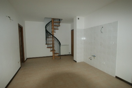 Foto Attico a Ameglia Centro di 62 m² con 4 locali in vendita