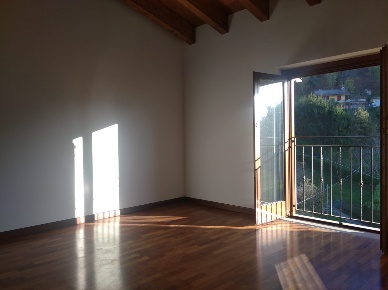 Foto Mansarde in via Poggio dei Ciliegi, Polaveno di 90 m² con 3 locali