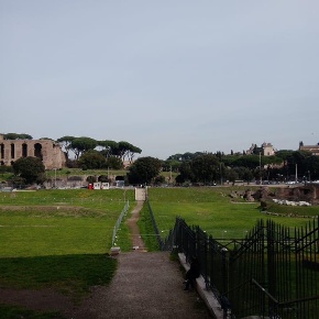 Foto Attico in Via Delle Terme Deciane, Roma di 170 m² con 8 locali