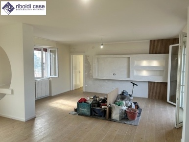 Foto Attico in VIA BALDIRONI, Lissone Centro Storico di 118 m² con 3 locali