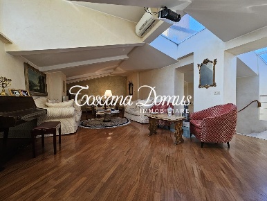 Foto Attico a Siena Provenzano di 150 m² con 6 locali in vendita