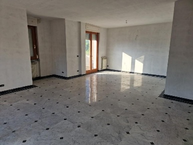 Foto Attici a Carrara in affitto